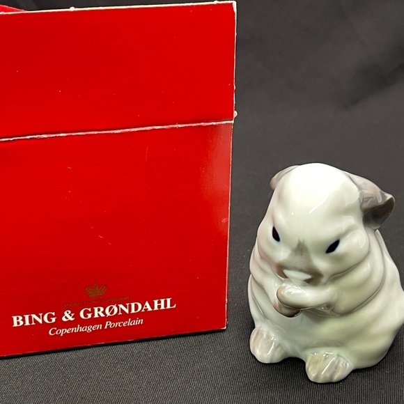 Bing & Grondahl Porcelain Baby Rabbit Mother's Day Figurine Ltd to 1999 - Picture 2 of 9